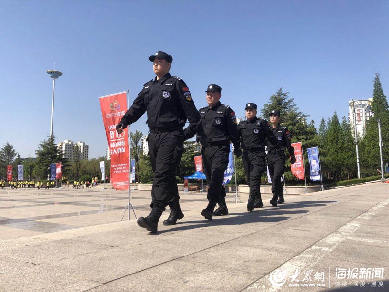 写字楼保安：安全与服务并重的角色
