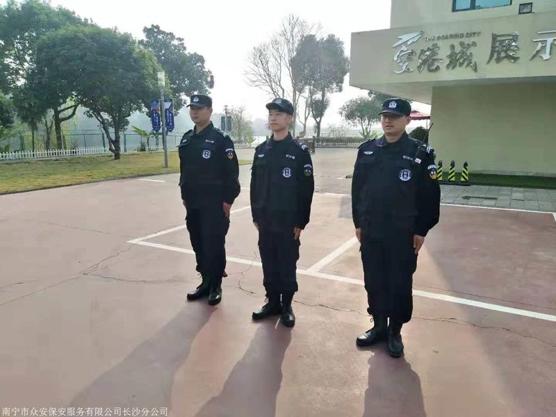 物业安保：构建安全的家园防线
